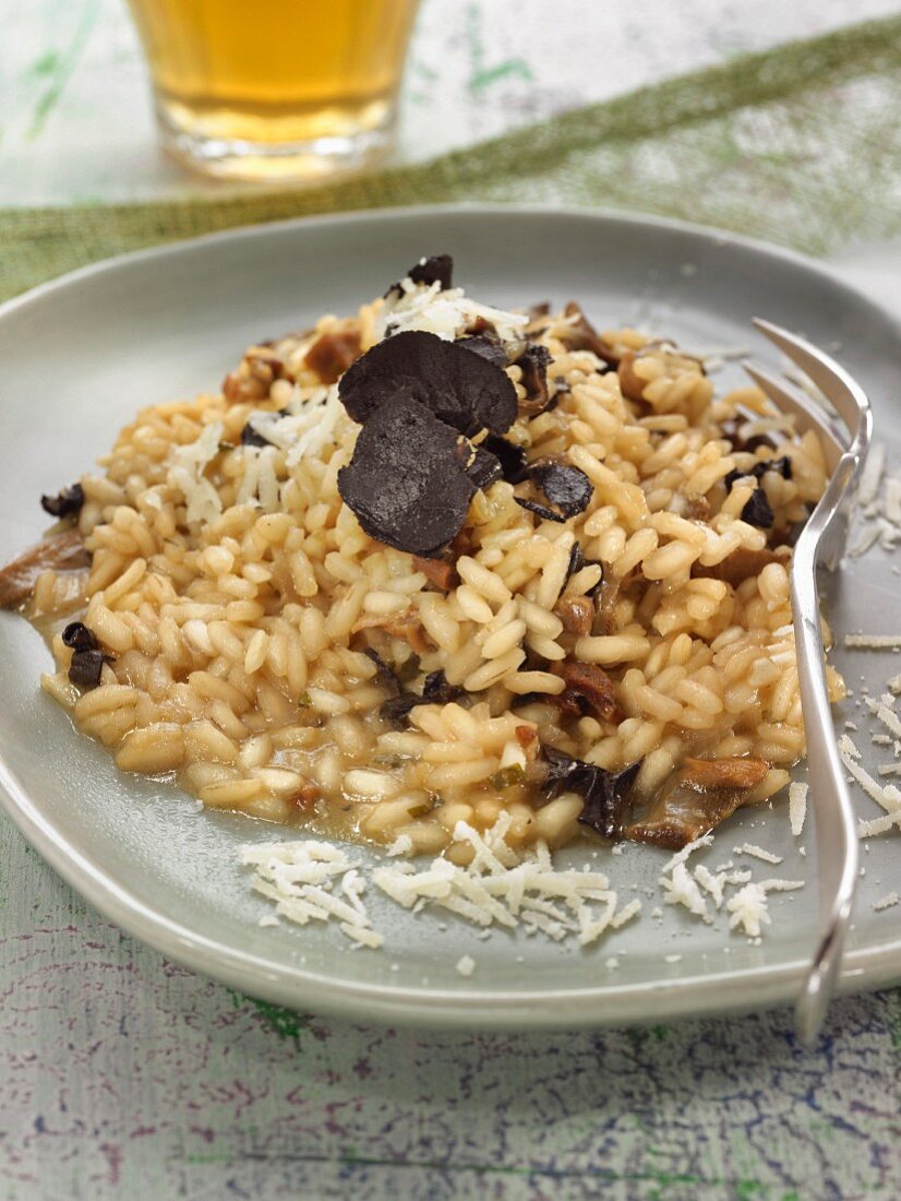 Risotto with mushrooms, truffles and parmesan