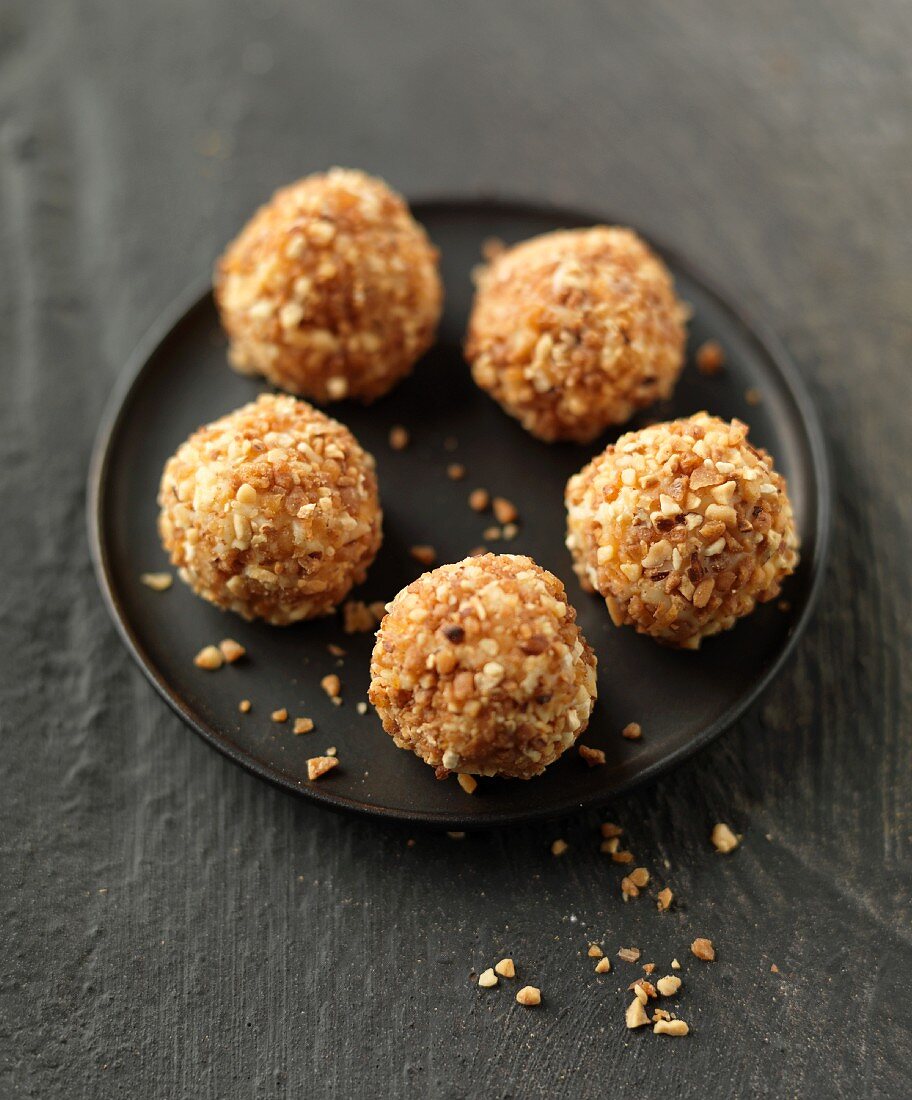 White chocolate and crushed almond truffles