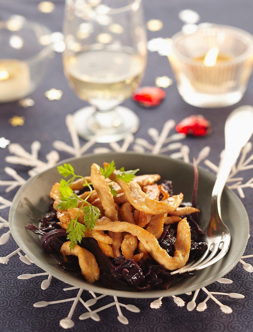 Red cabbage and honey turkey fricassée