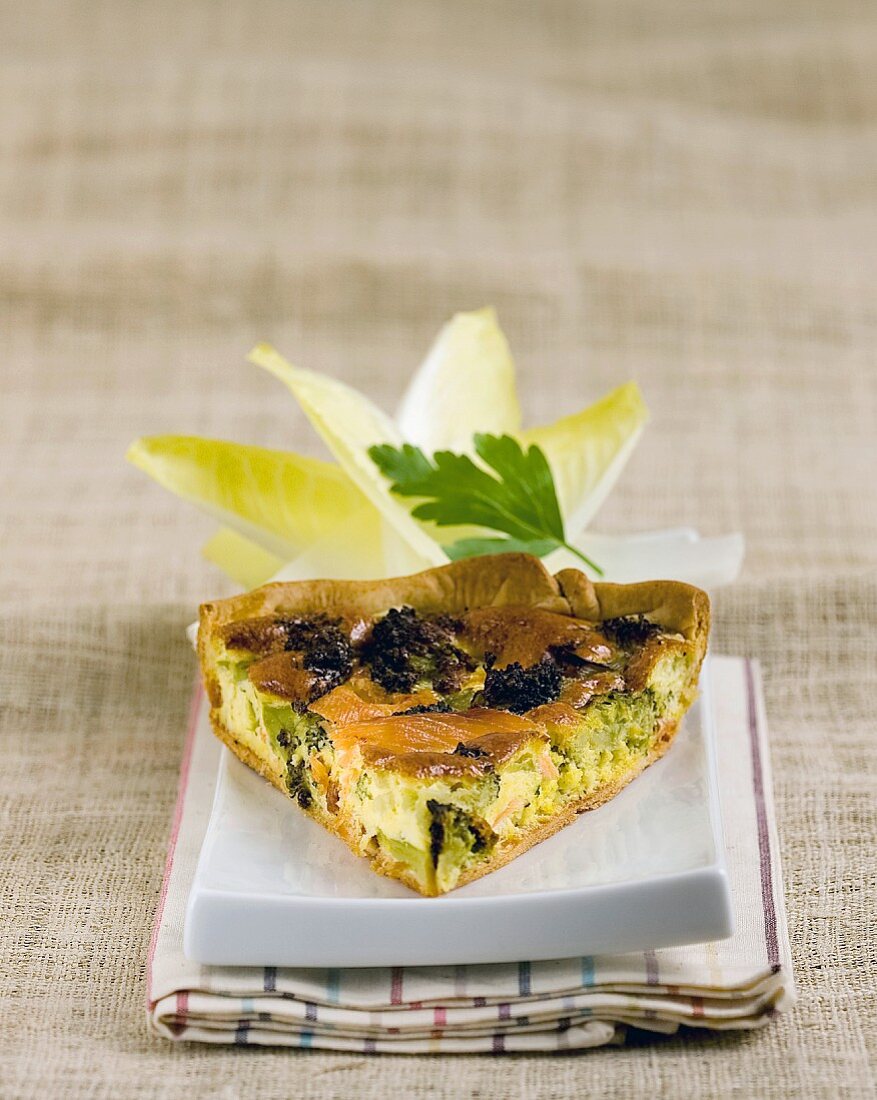 Slice of salmon-broccoli savoury tart