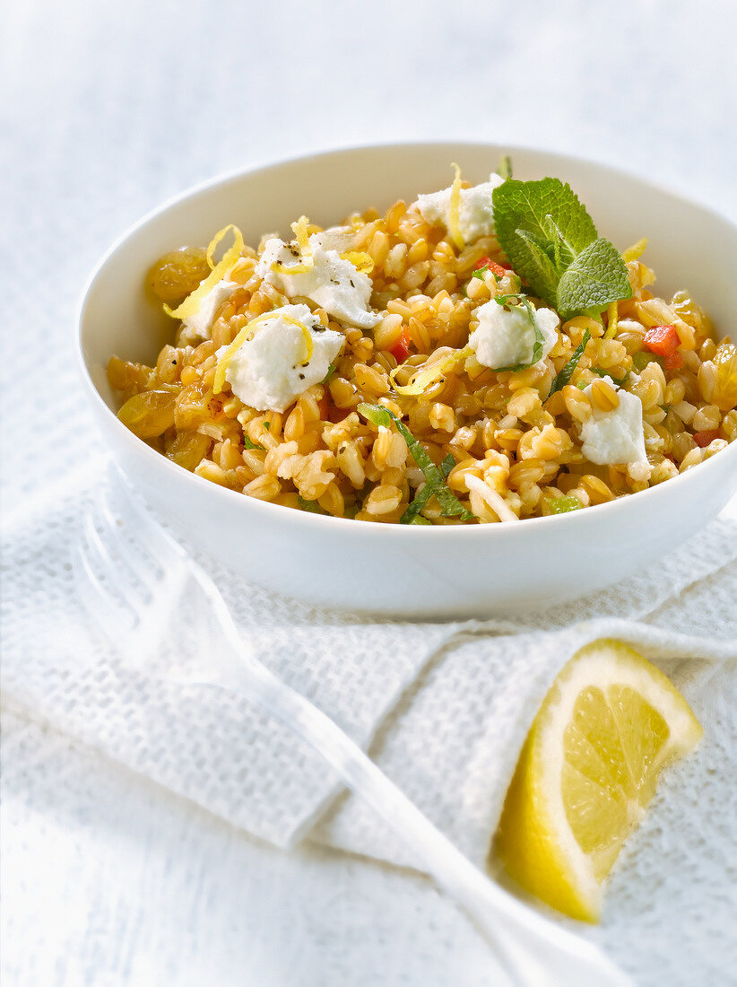 Dinkel mit Ziegenkäse