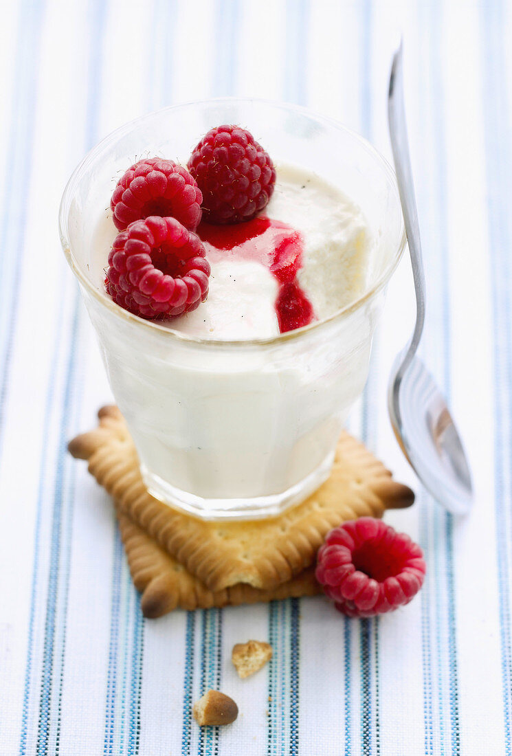 Panna cotta with raspberries