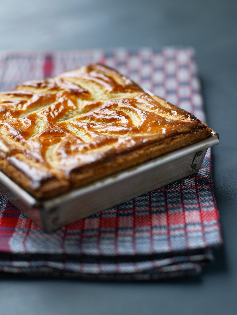 Strawberry Basque cake