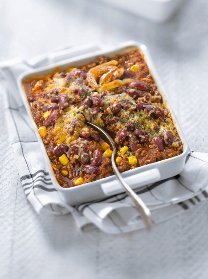 Chili con carne bake