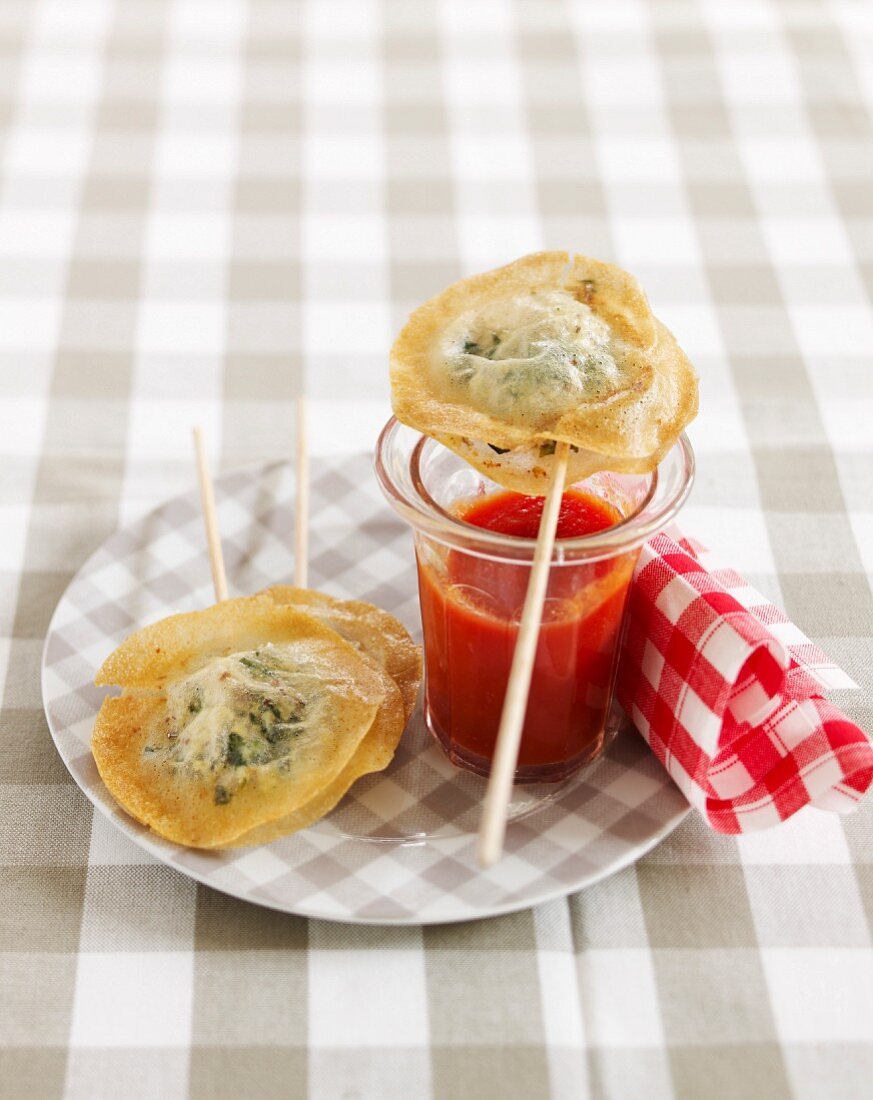 Crisp vegetable lollipops with tomato salsa