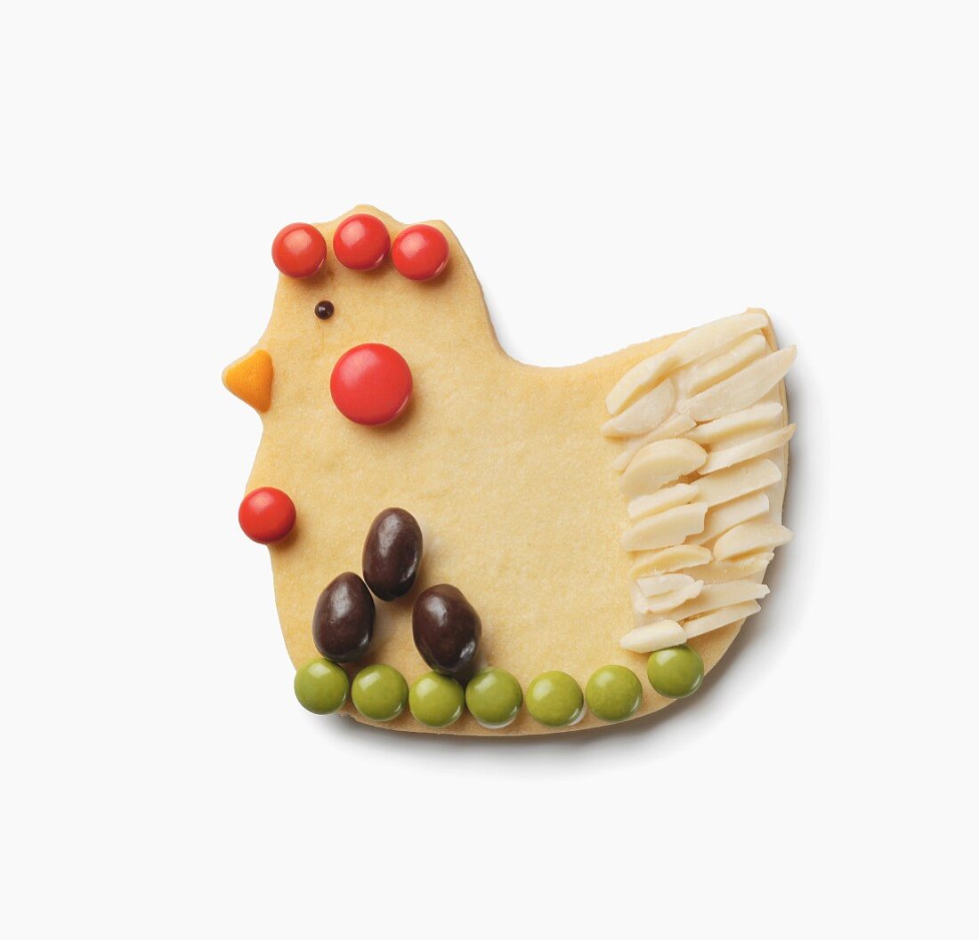 Hen-shaped Easter cookie