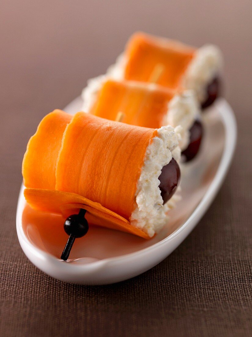 Carrot, cream cheese and griotte cherry makis