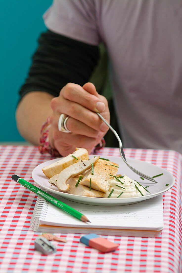 Sliced chicken breast with Boursin sauce