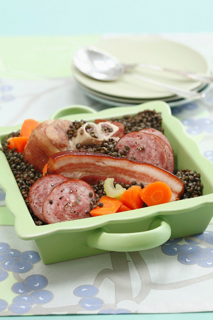 Salt pork with lentils from the Puy