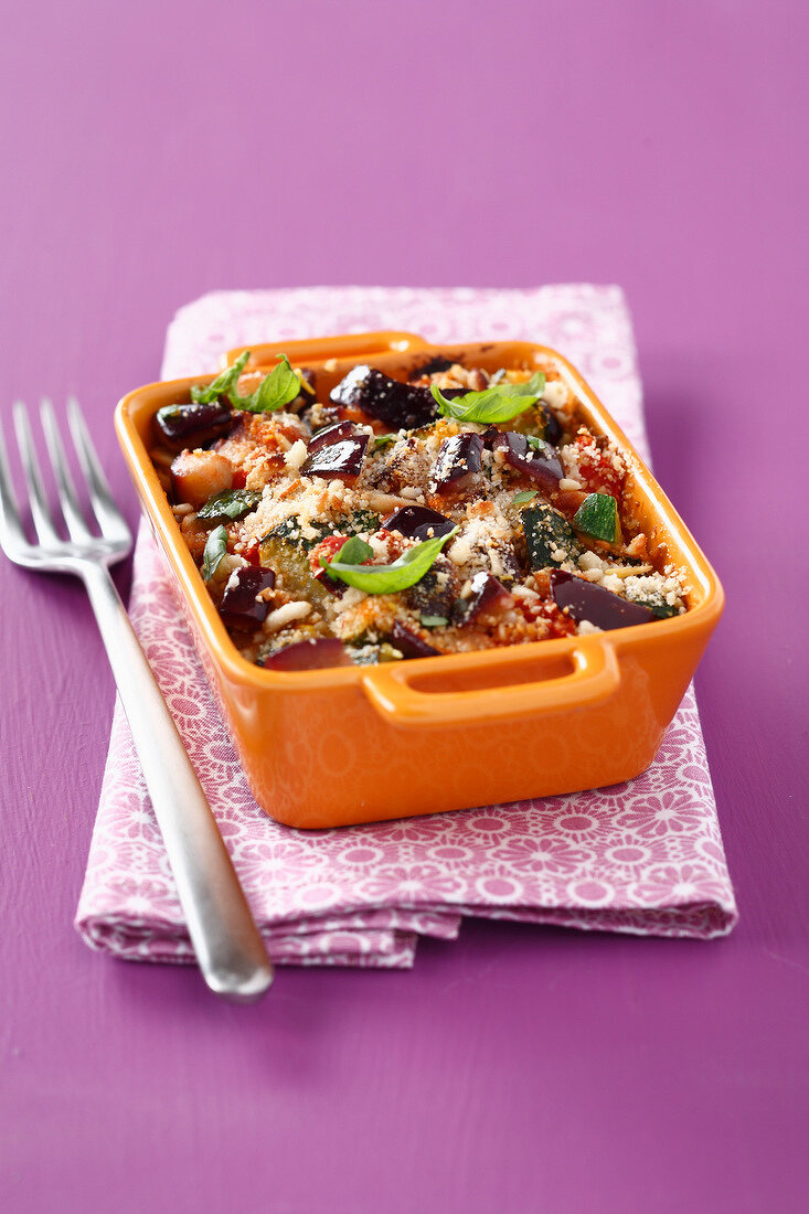 Eggplant, mozzarella and tomato savoury crumble