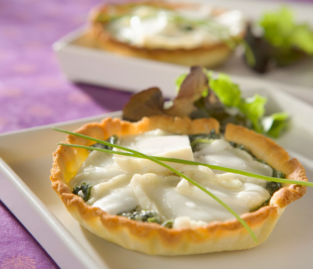 Spinach and goat's cheese tartlet