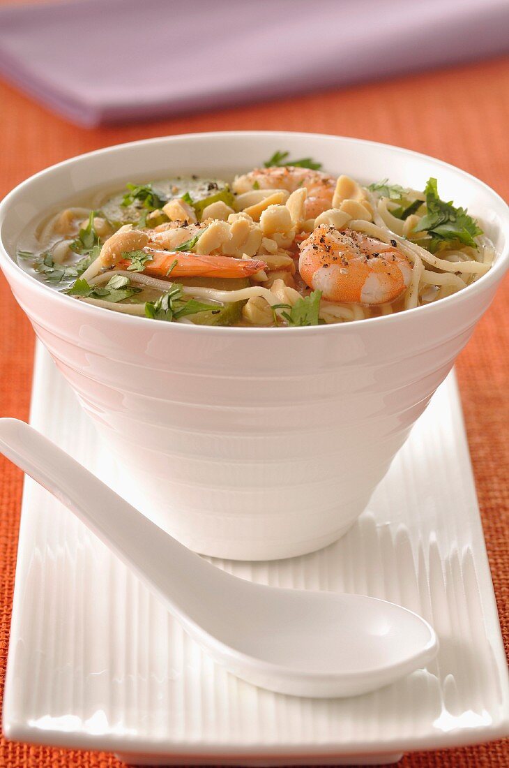 Noodle,shrimp and peanut soup