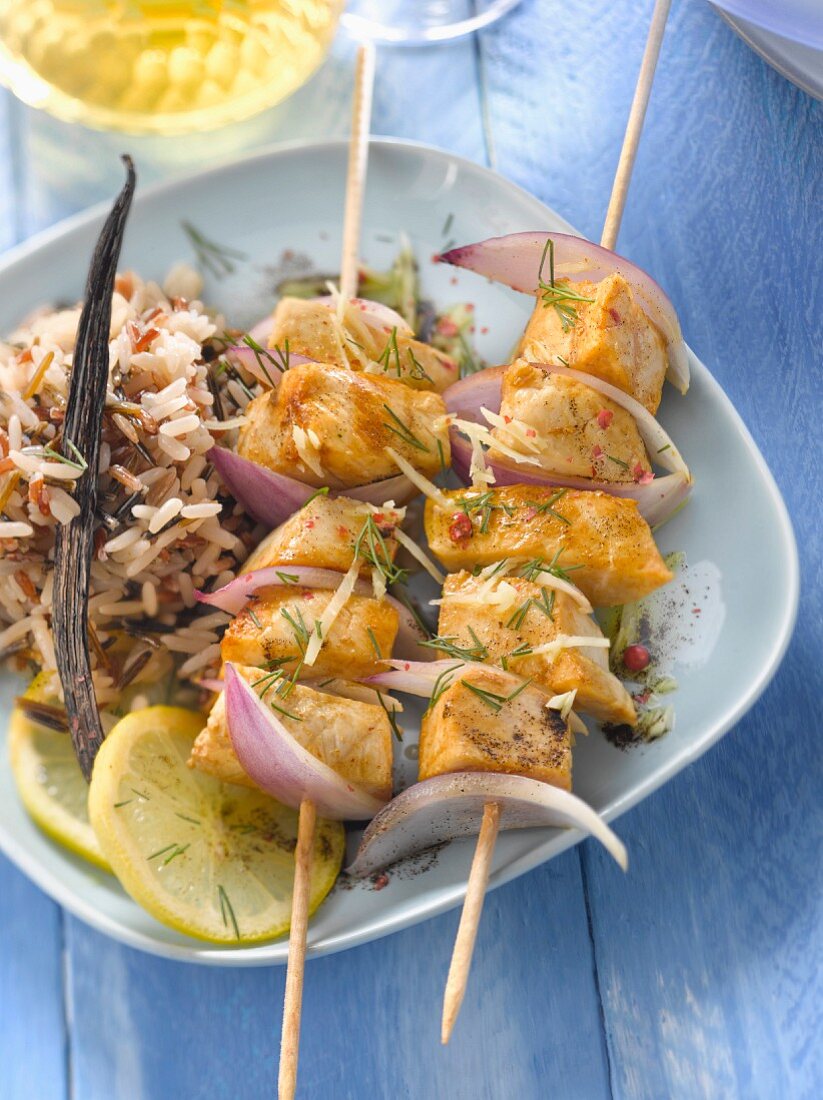 Swordfish brochettes with ginger and vanilla-flavored oil