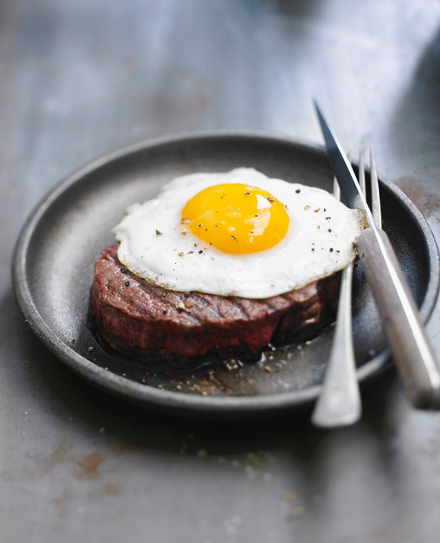 Beef fillet topped with a fried egg