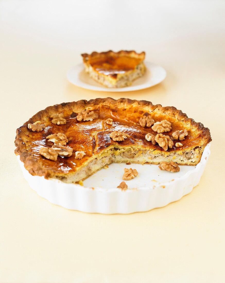 Roquefort and walnut pie