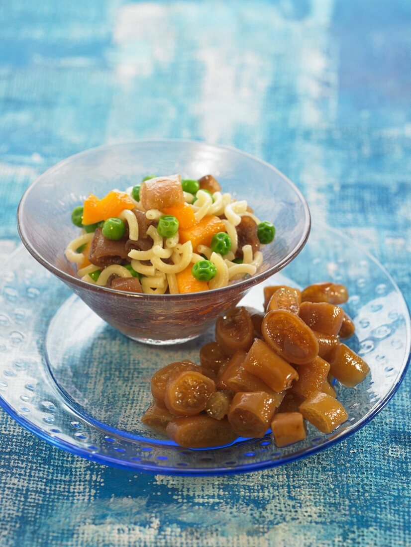 Cochayuyo seaweed, pasta, pea and pumpkin salad