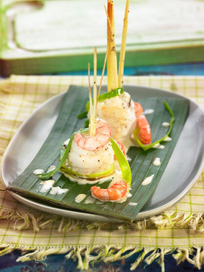 Rolled sole fillets meunière with gambas, citronella and lime sauce