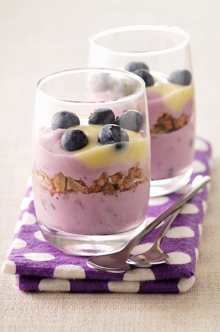 Cereal and blueberry Tiramisu
