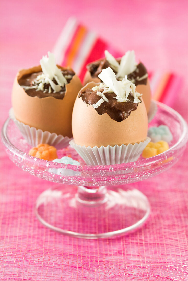 Schokoladencreme in der Eierschale