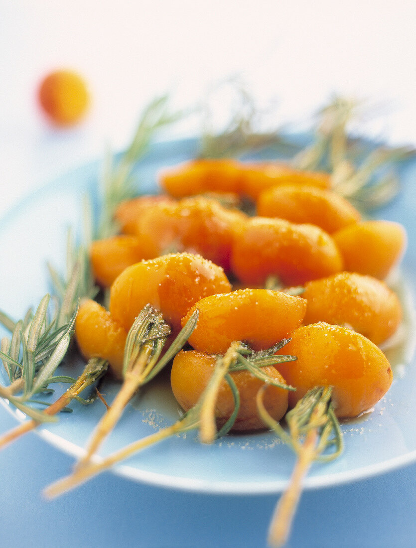 Apricot and rosemary brochettes