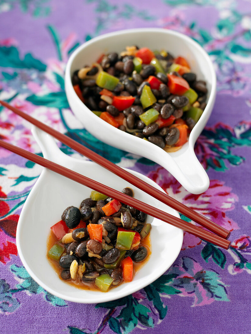Black beans with peppers