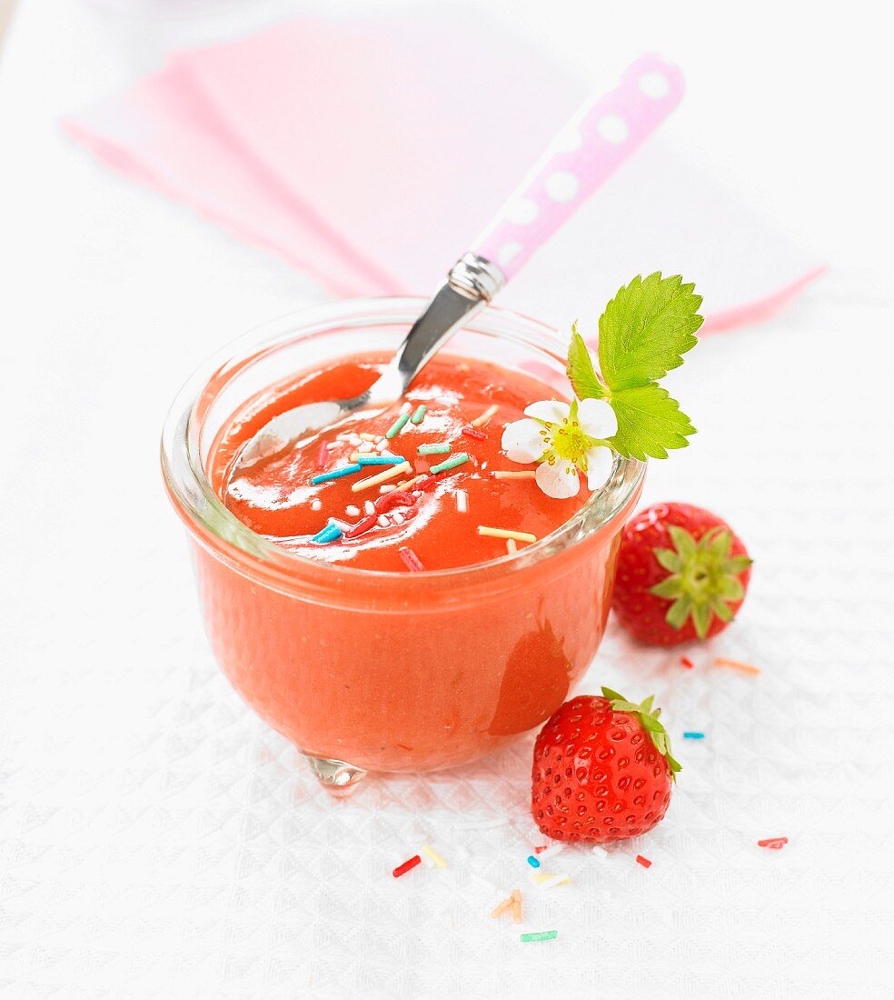 Strawberry-banana compote