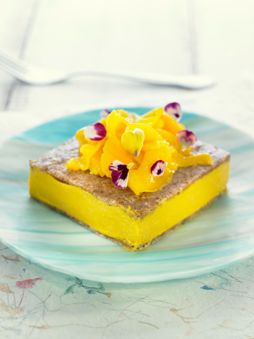 Mango ice cream tart