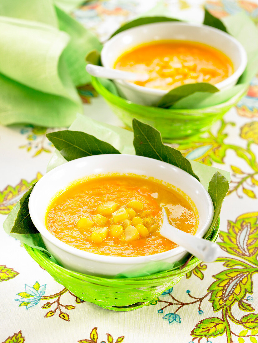 Cremige Karotten-Mais-Suppe