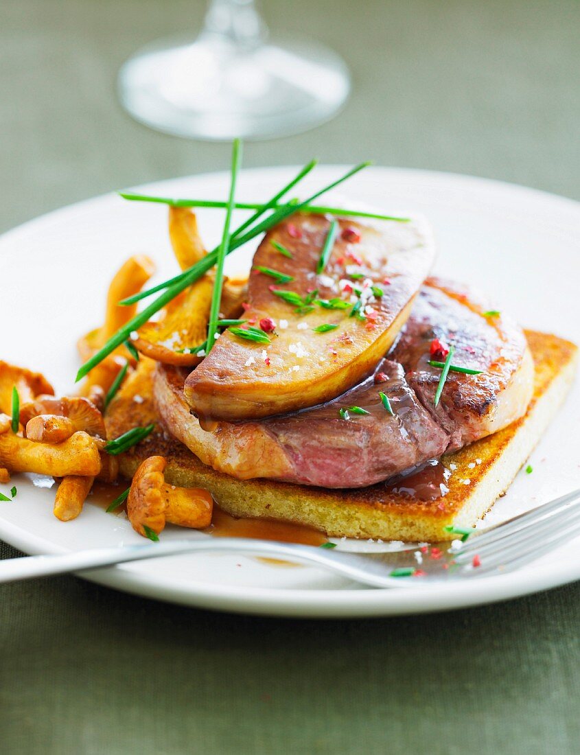 Tournedos Rossini with chanterelles