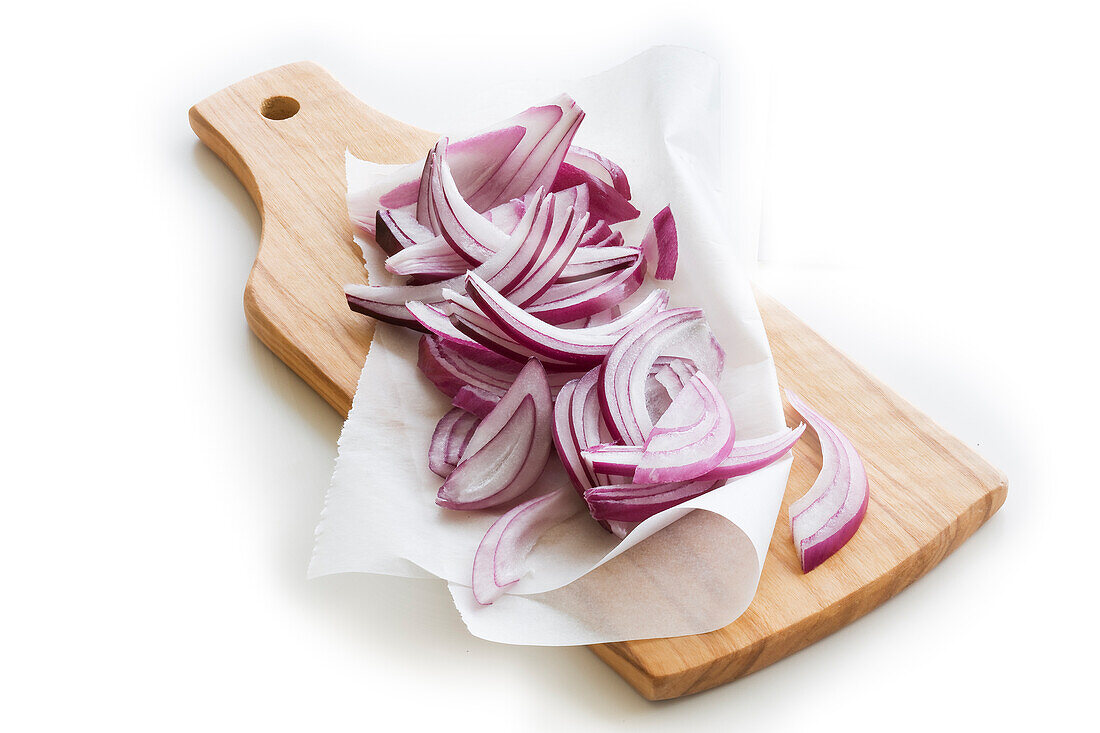 Sliced red onions