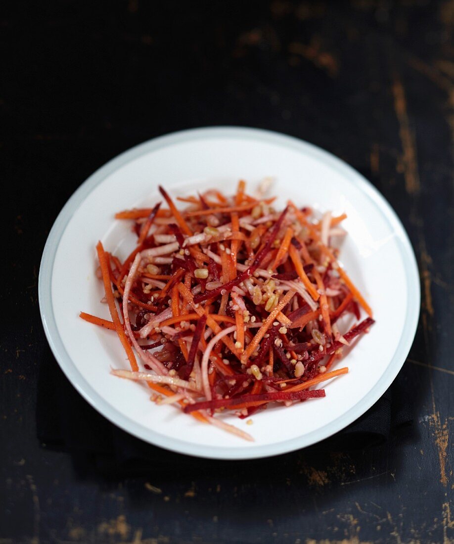 Root salad with cereals