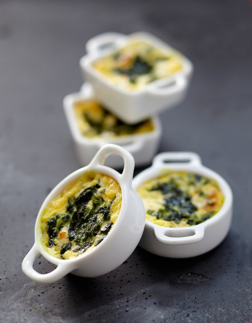 Mini-Quiche mit Spinat