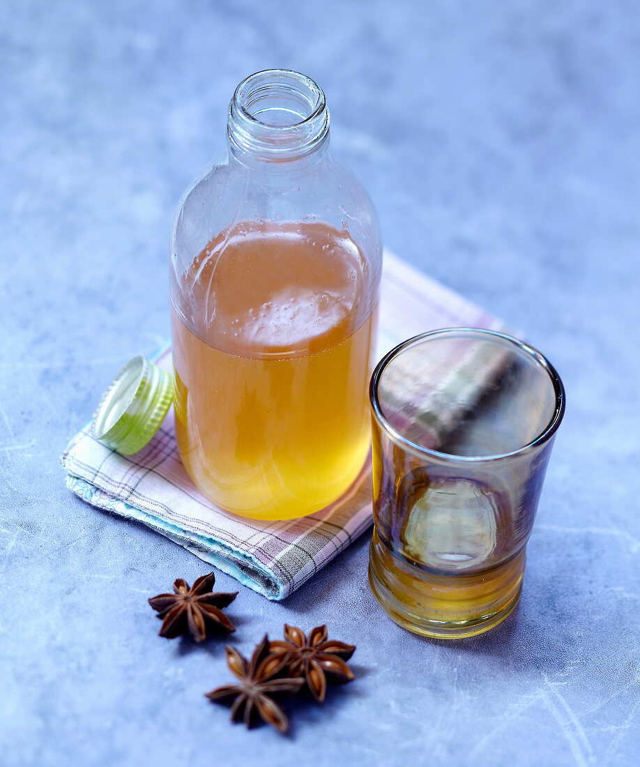 Star anise-flavored grapefruit cordial