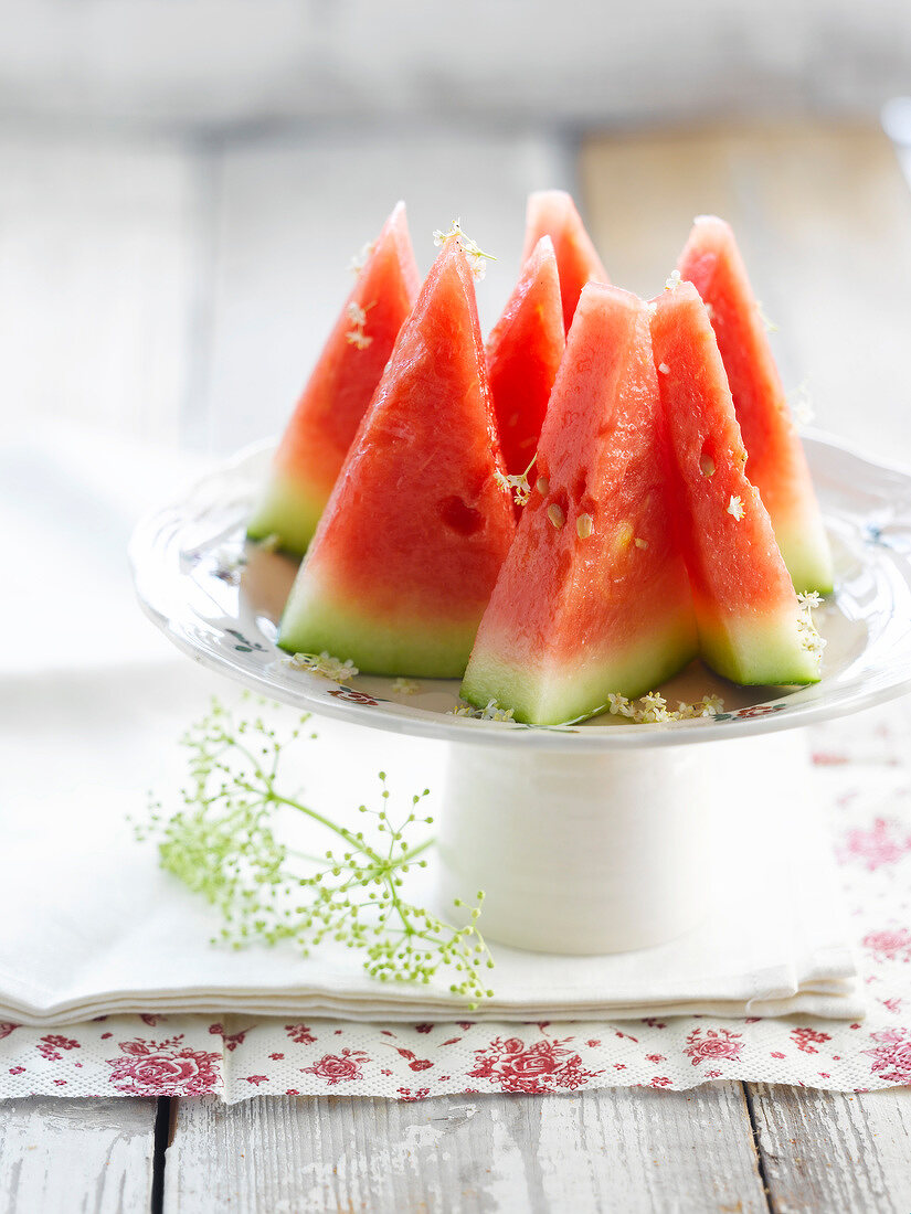 Wassermelone mit Holunderblütensirup
