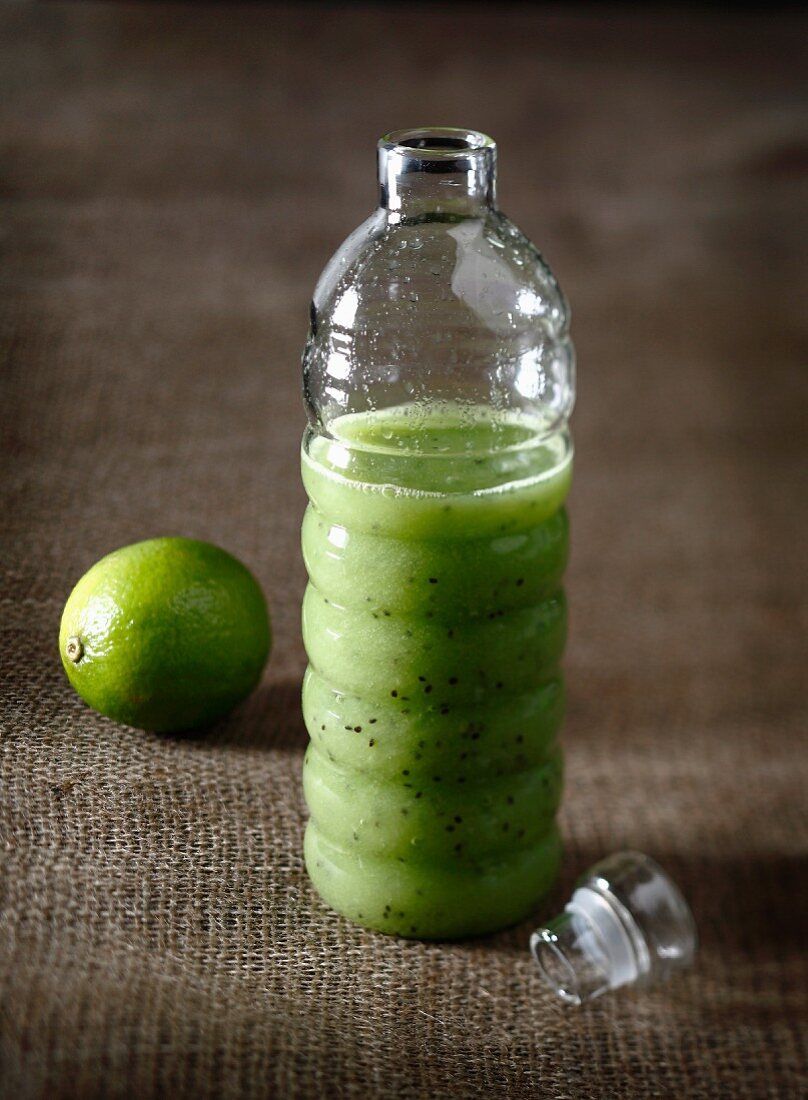 Granny Smith apple,kiwi and lime juice