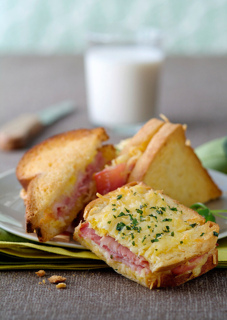 Schinken-Käse-Toast