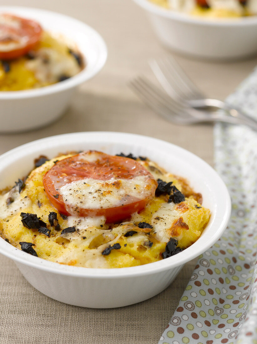 Polenta cheese-topped dish