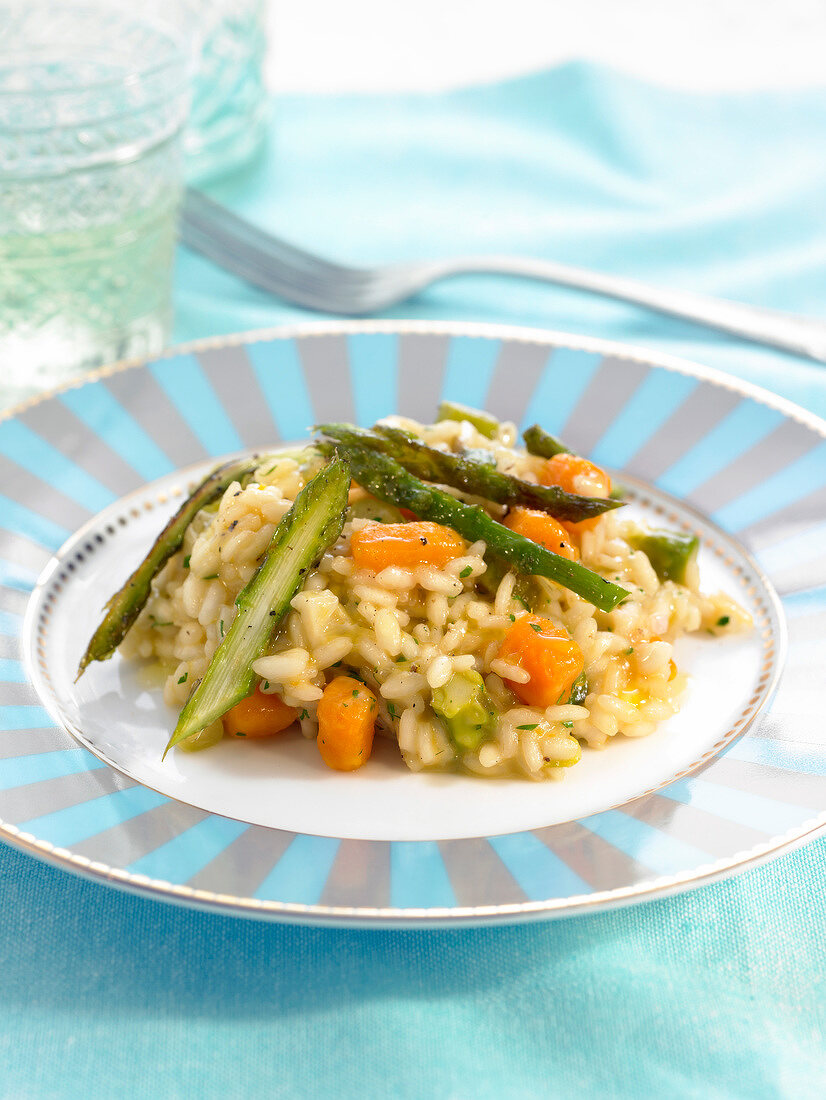 Risotto with asparagus and young carrots