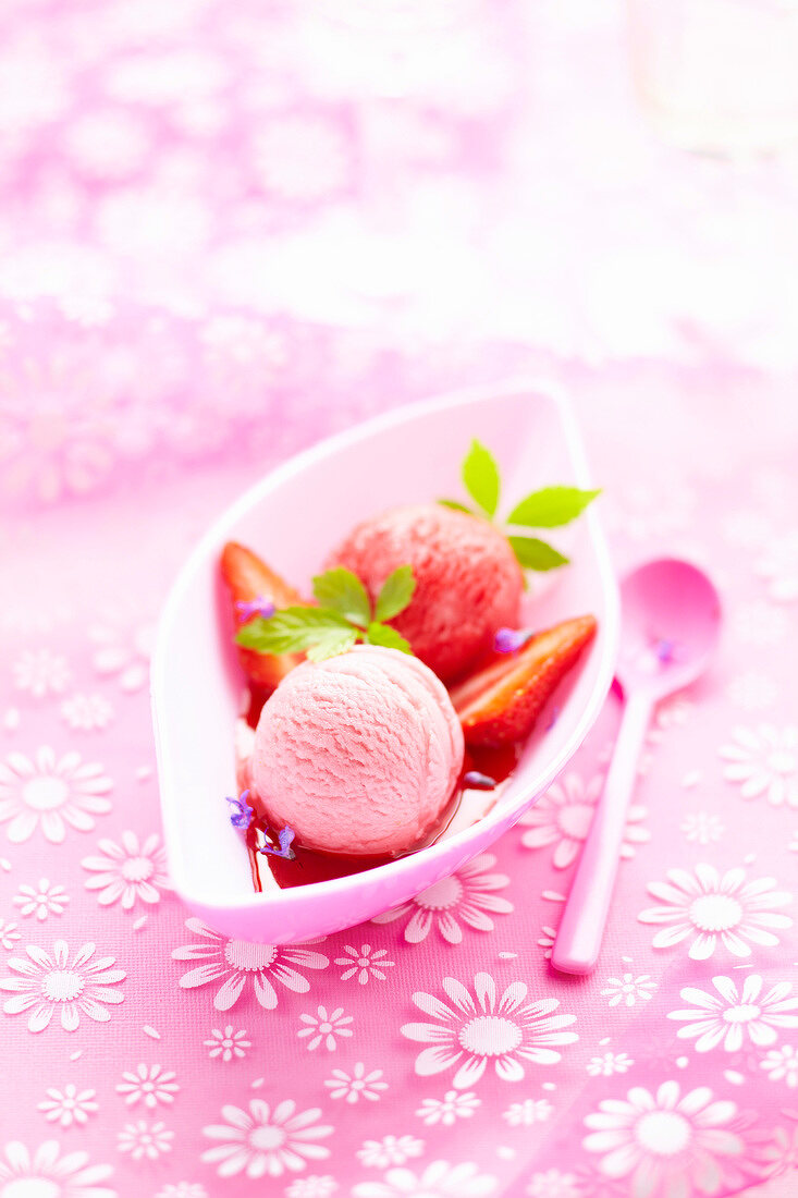 Rose and strawberry ice cream