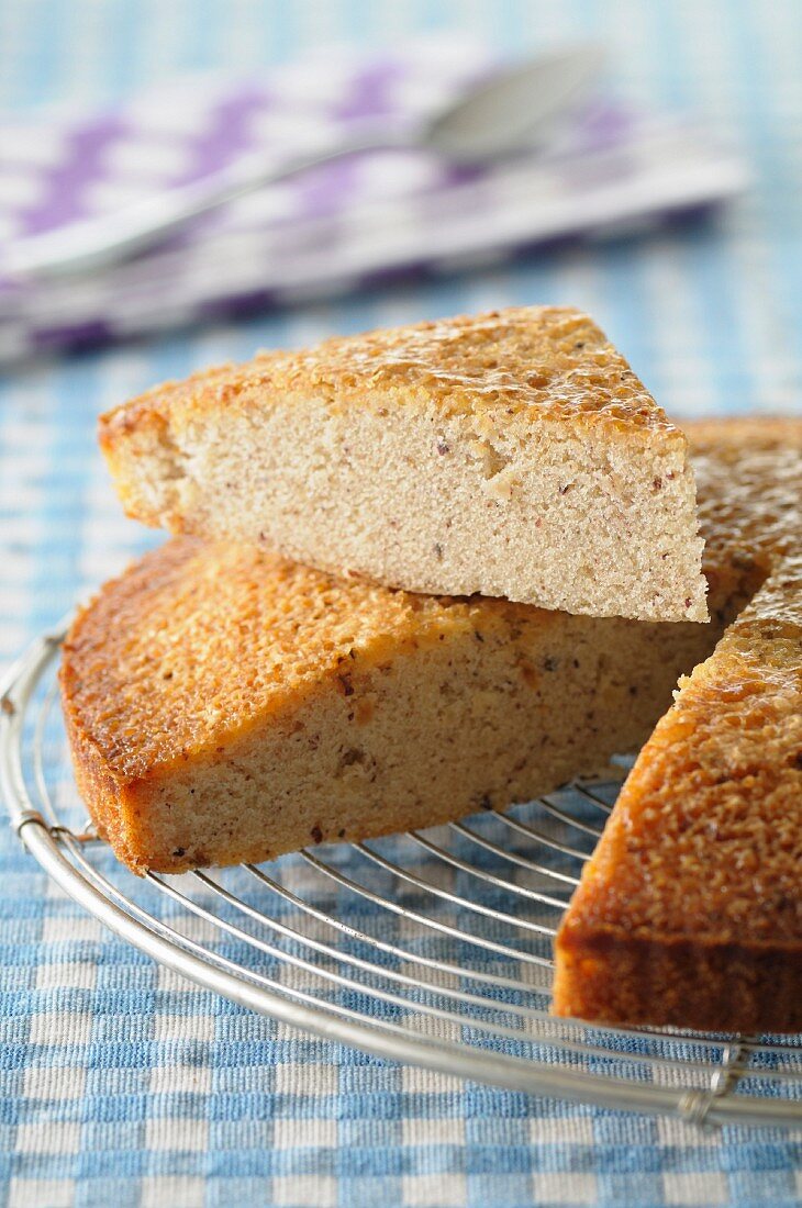 Hazelnut cake