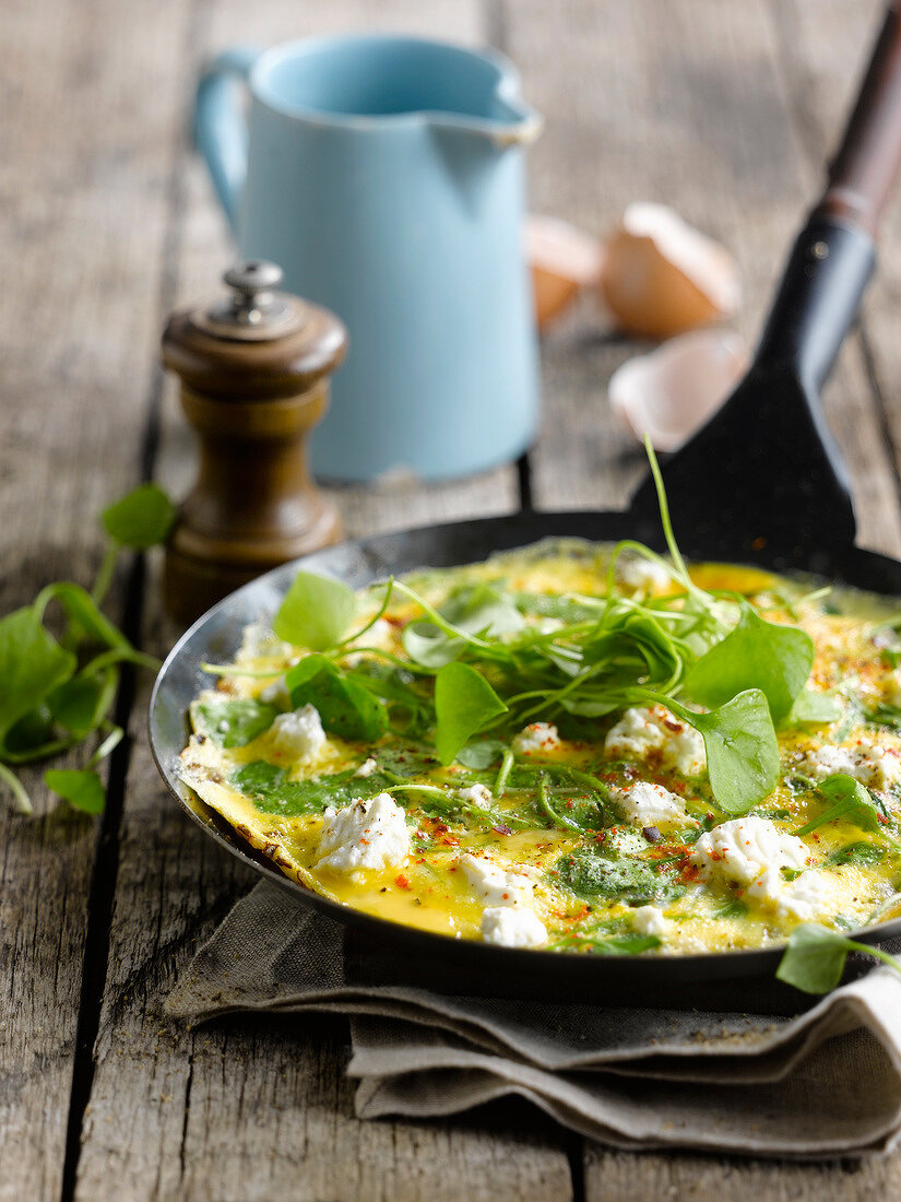 Omelette with ricotta and purslane