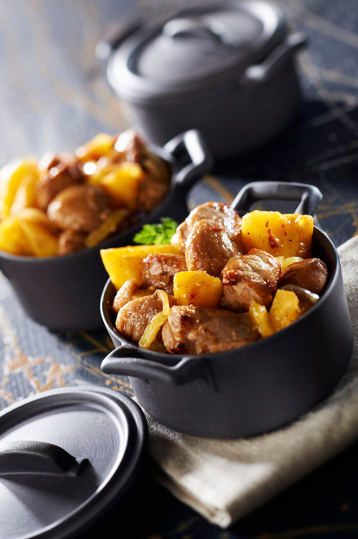 Sauteed Breton pork with pineapple and chestnuts