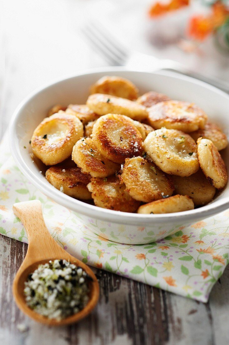 Petit Breton round Gnocchis with Guérande seaweed salt