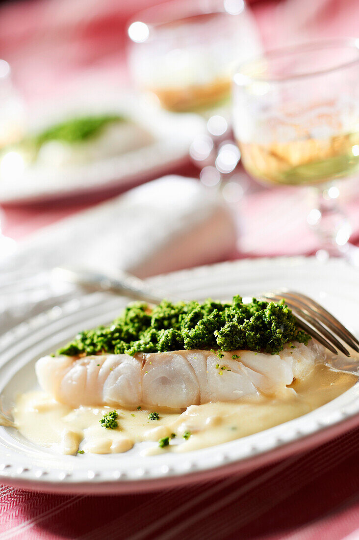 Pike fillet with herb mash in Savagnin and white butter sauce