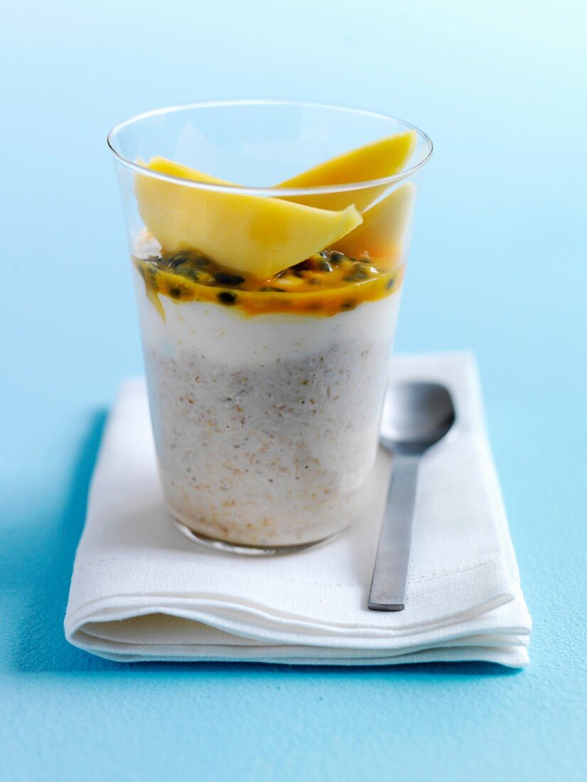 Cereal cream with mango and passion fruit puree