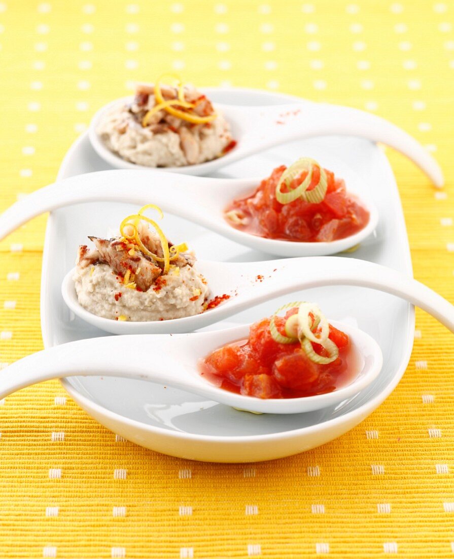 Thunfisch-Tatar mit Tomate und Artischockenpüree mit Sardinen