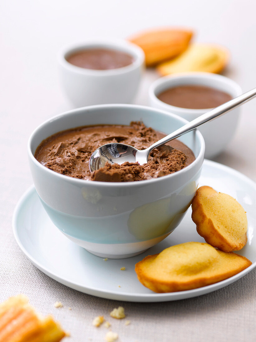 Chocolate mousse with Madeleines