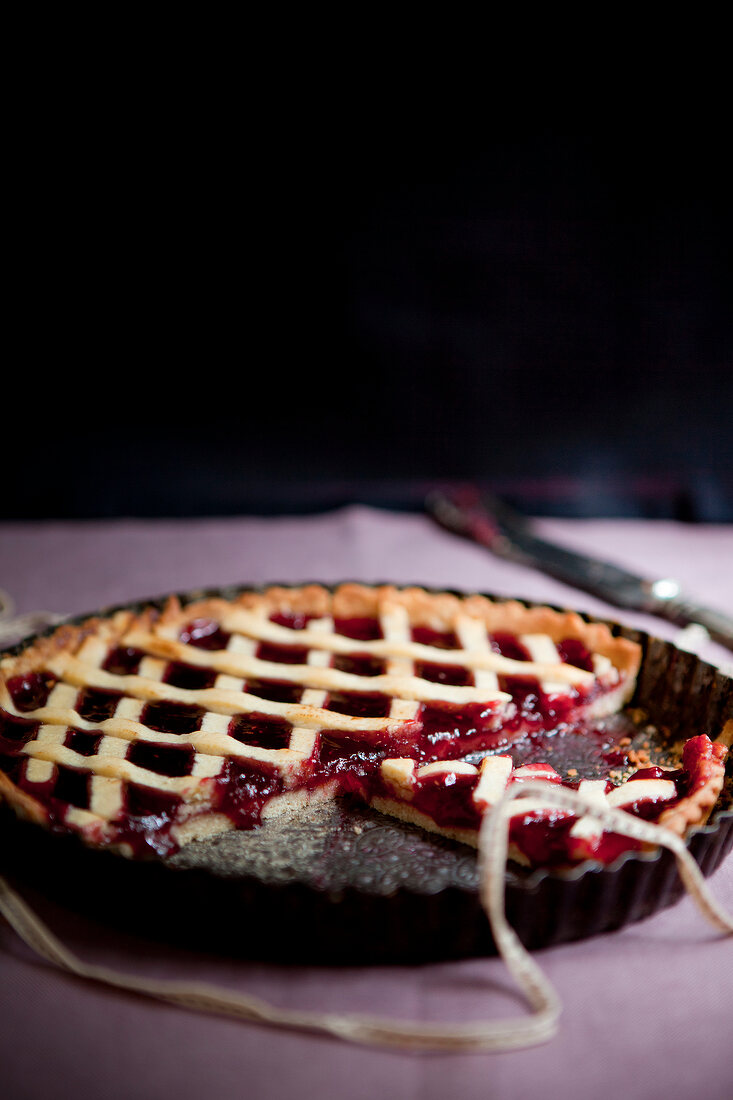 Raspberry Linzertorte