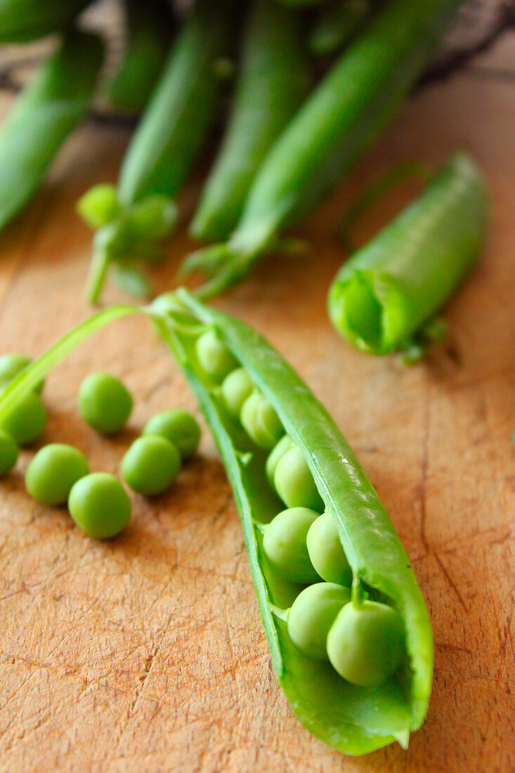 Podding peas