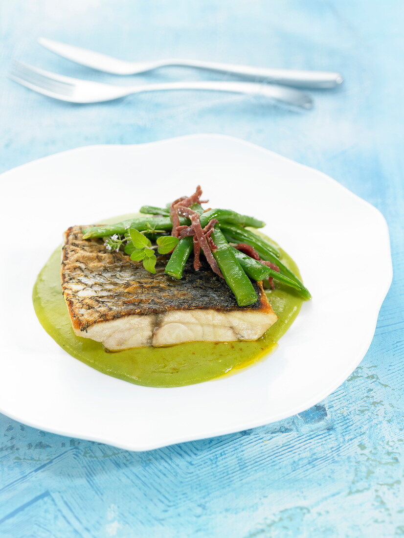 Croaker with green beans and cream of peas